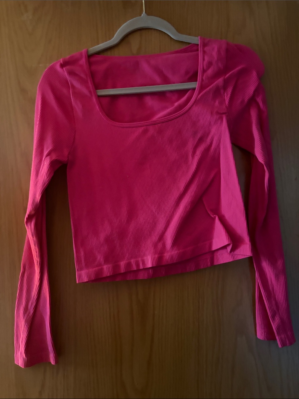 Ribbed Scoop Neck Long Sleeve Top in Hot Pink